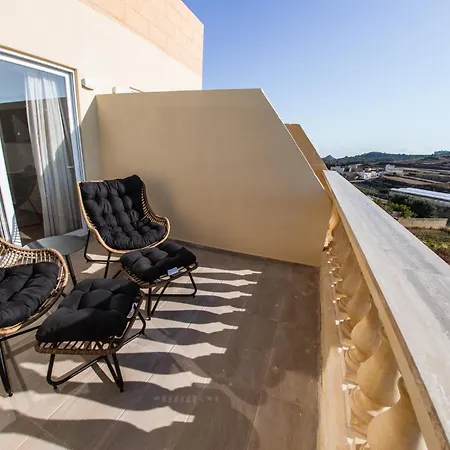 לינה וארוחת בוקר City Stay B&B Xewkija