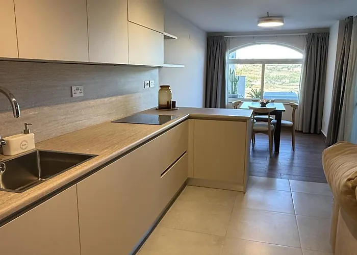 City Stay B&B Bed & Breakfast 4*