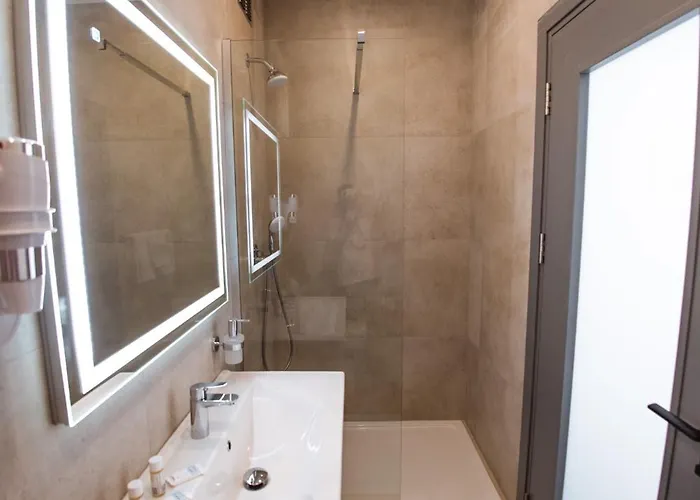 Alojamento de Acomodação e Pequeno-almoço City Stay B&B 4*