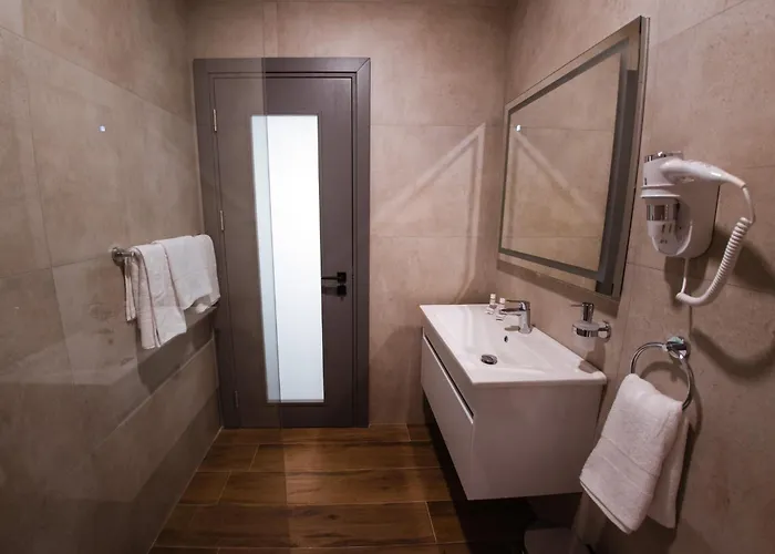 Alojamento de Acomodação e Pequeno-almoço City Stay B&B 4*